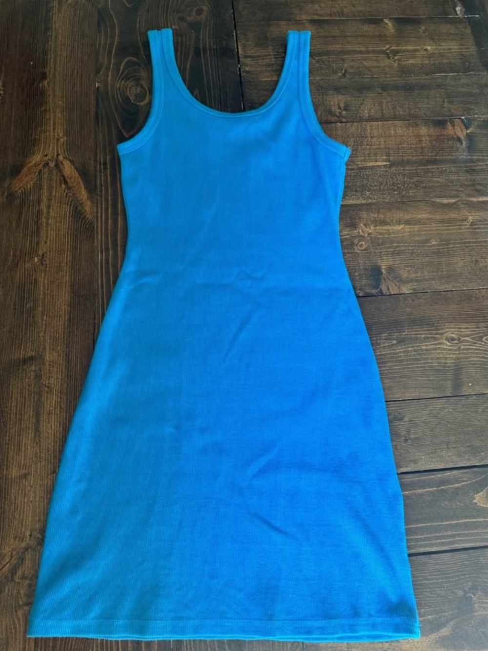 Ribbed contour dress